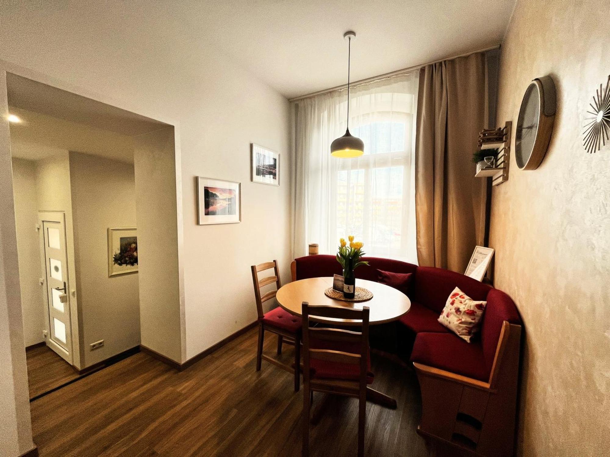 Landeskrone Apartament