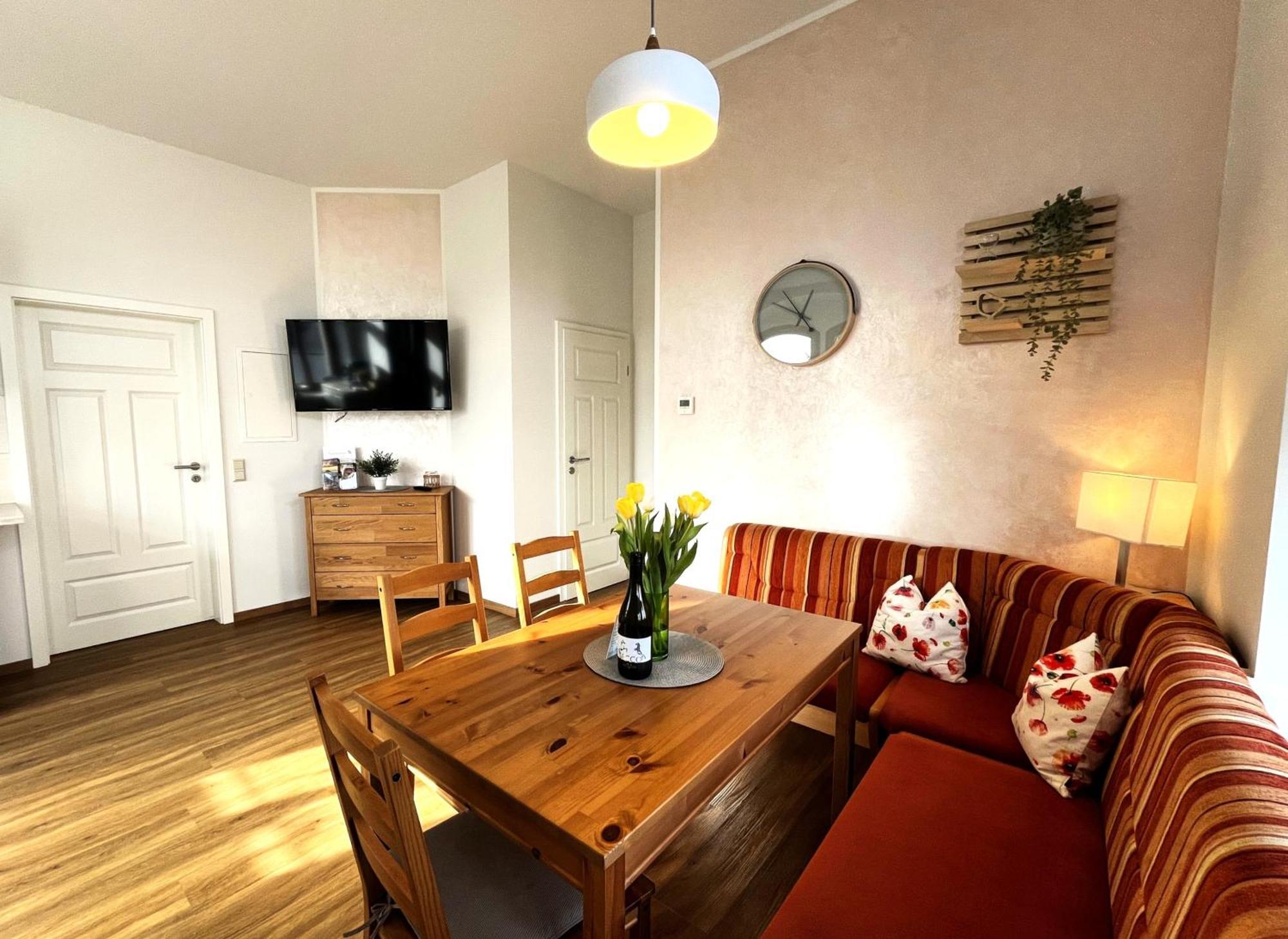 Landeskrone Apartament